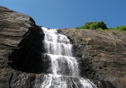 Tours and Travels in Tirunelveli -Selva Cabs